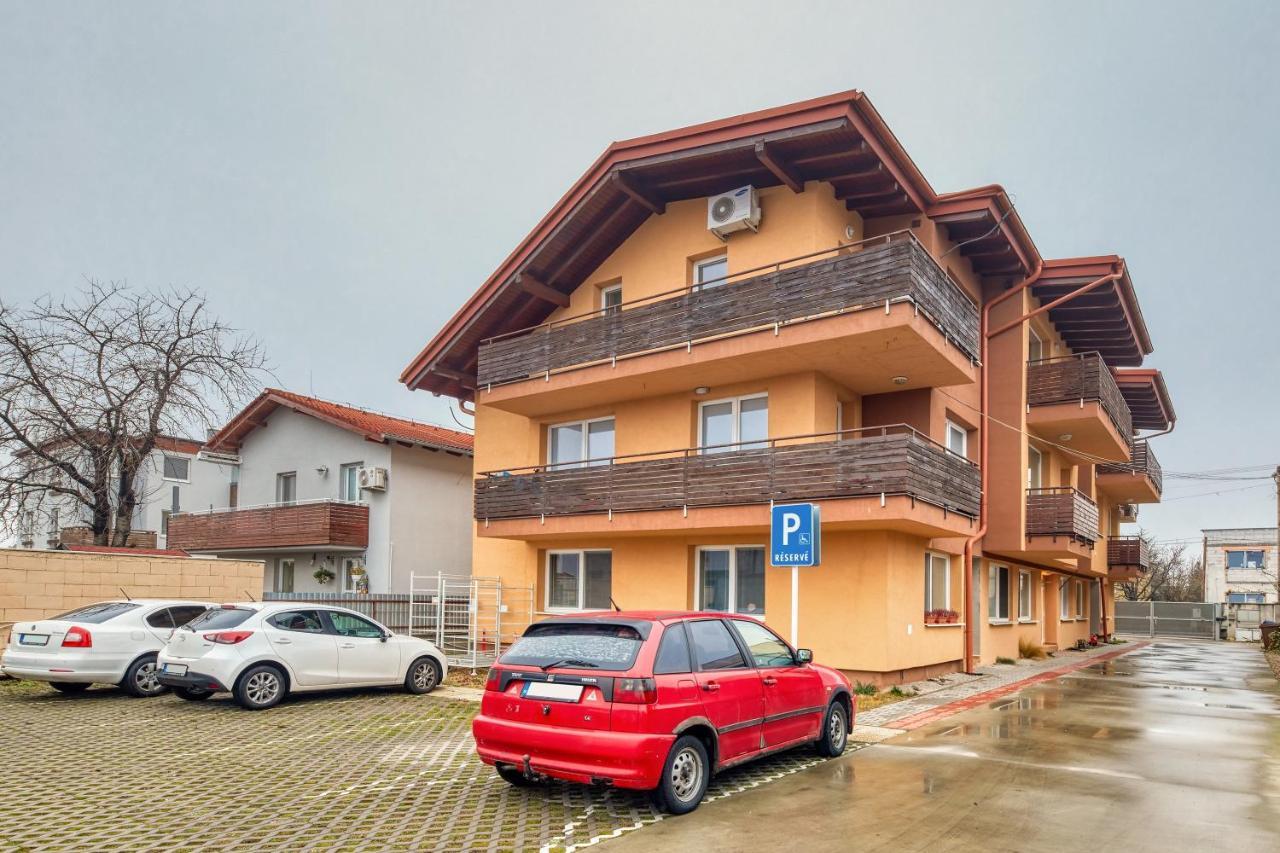 Cutie Apartment บราติสลาวา ภายนอก รูปภาพ