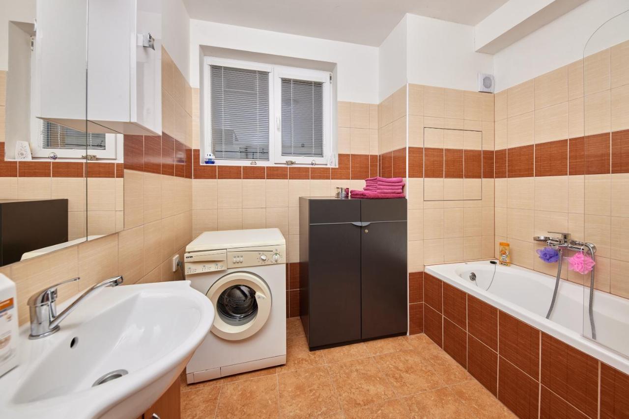 Cutie Apartment บราติสลาวา ภายนอก รูปภาพ