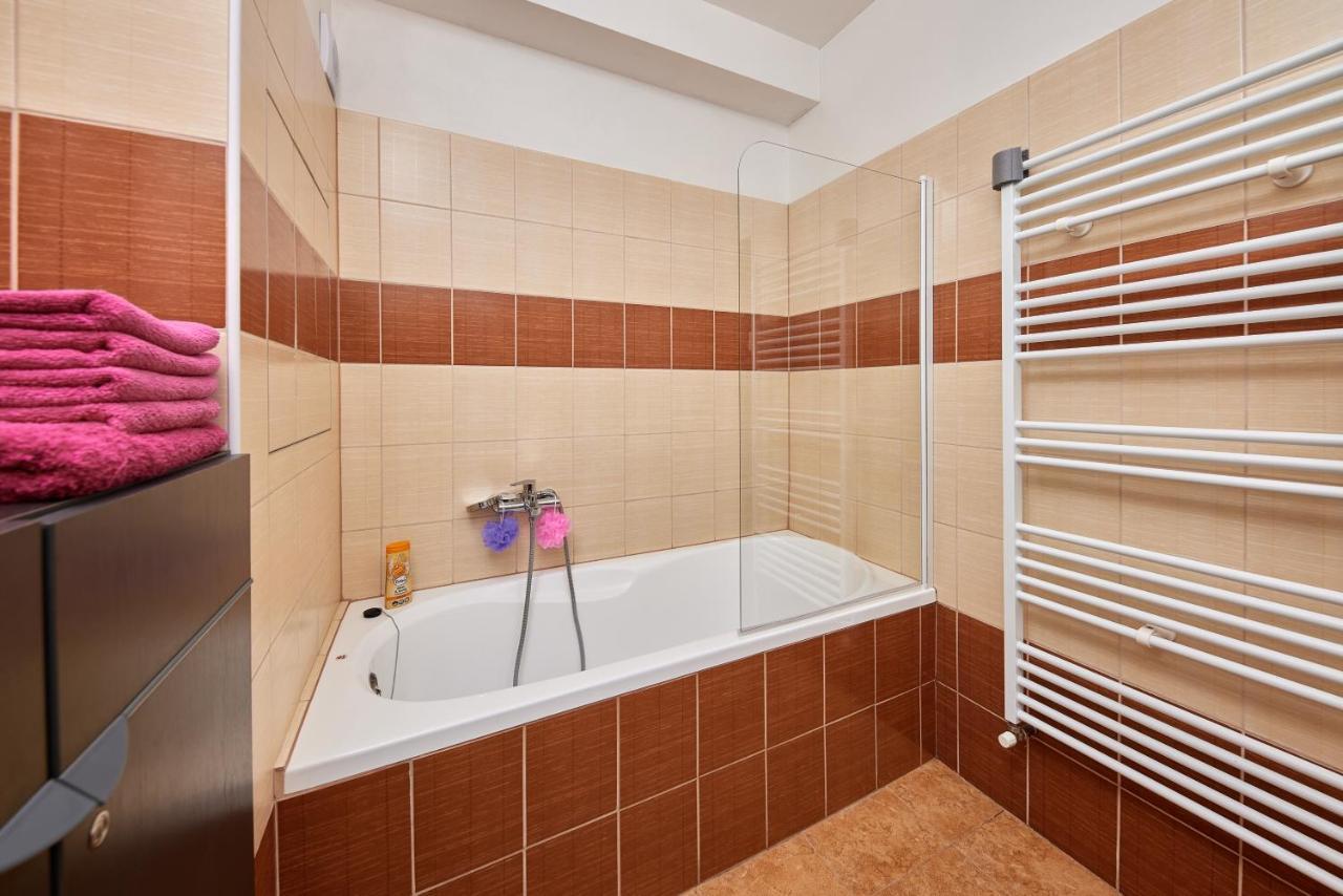Cutie Apartment บราติสลาวา ภายนอก รูปภาพ